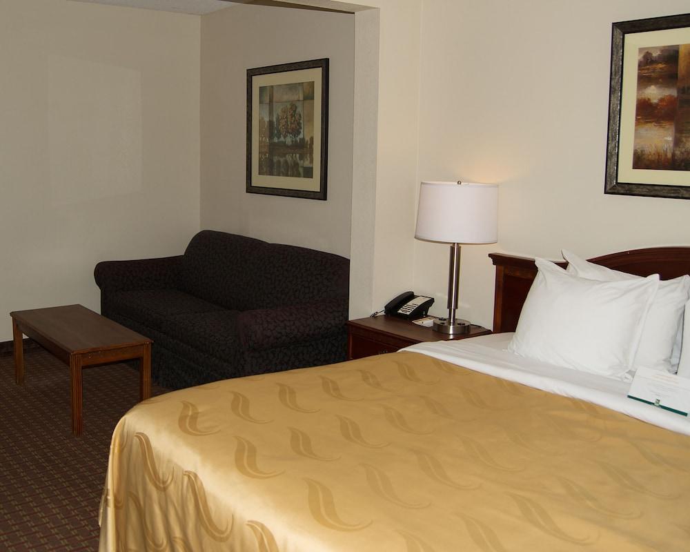 Timber Ridge Quality Inn & Suites Lexington Near I-64 And I-81 מראה חיצוני תמונה