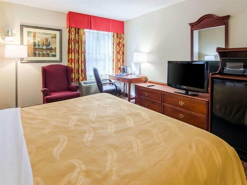 Timber Ridge Quality Inn & Suites Lexington Near I-64 And I-81 מראה חיצוני תמונה