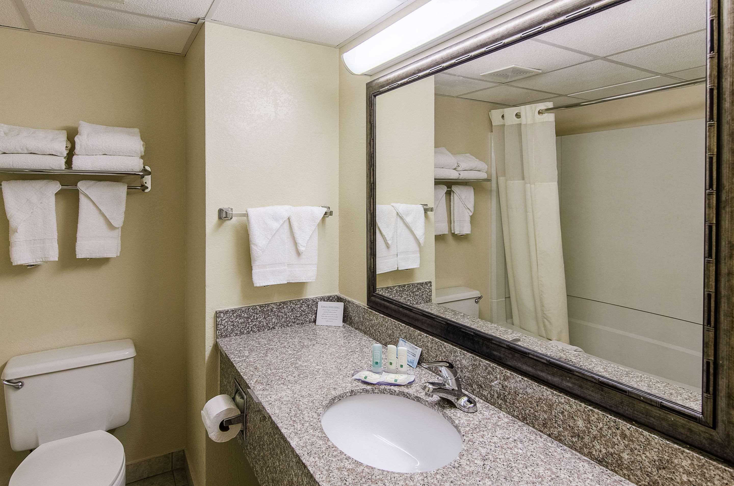Timber Ridge Quality Inn & Suites Lexington Near I-64 And I-81 מראה חיצוני תמונה