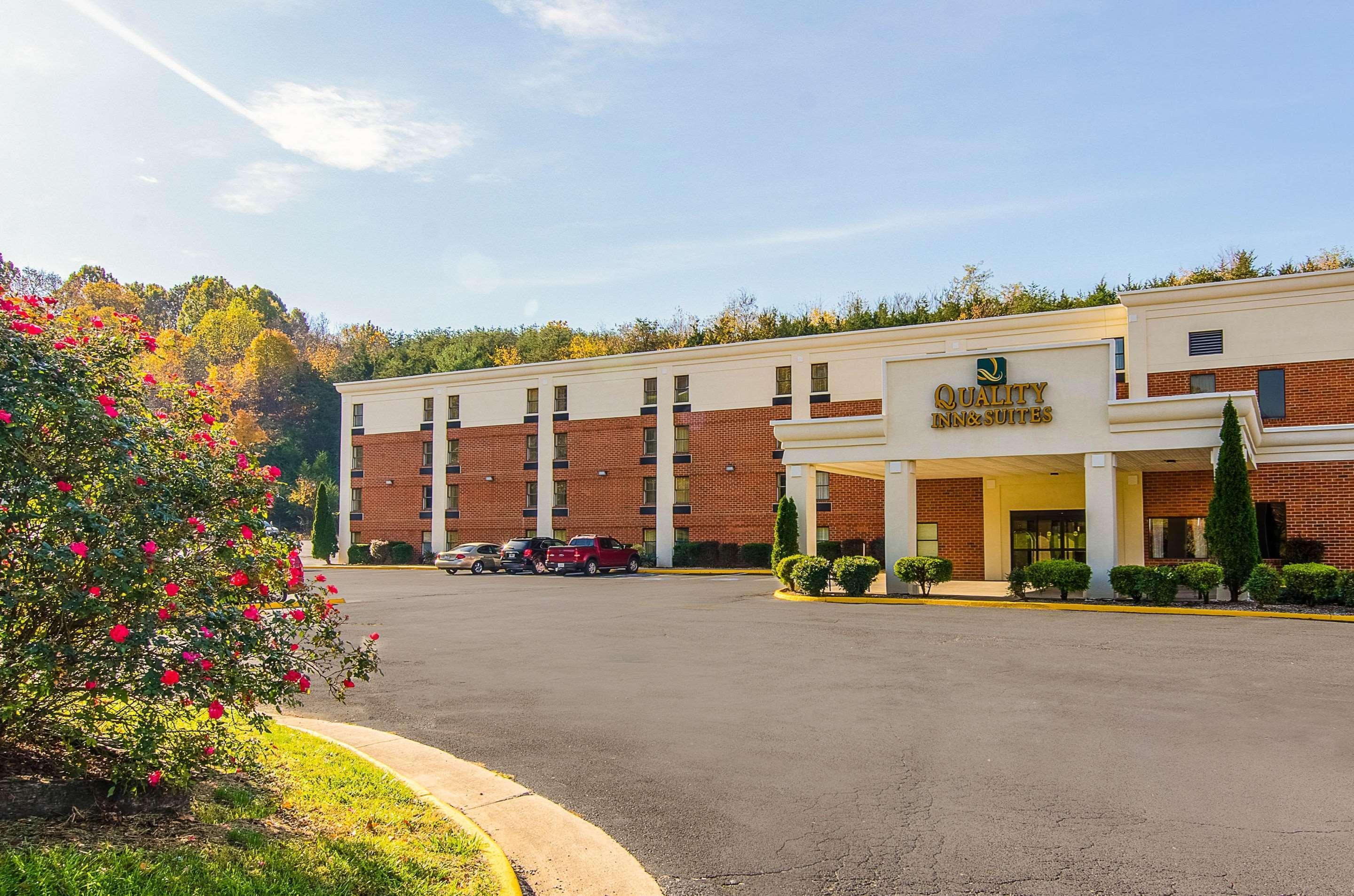 Timber Ridge Quality Inn & Suites Lexington Near I-64 And I-81 מראה חיצוני תמונה