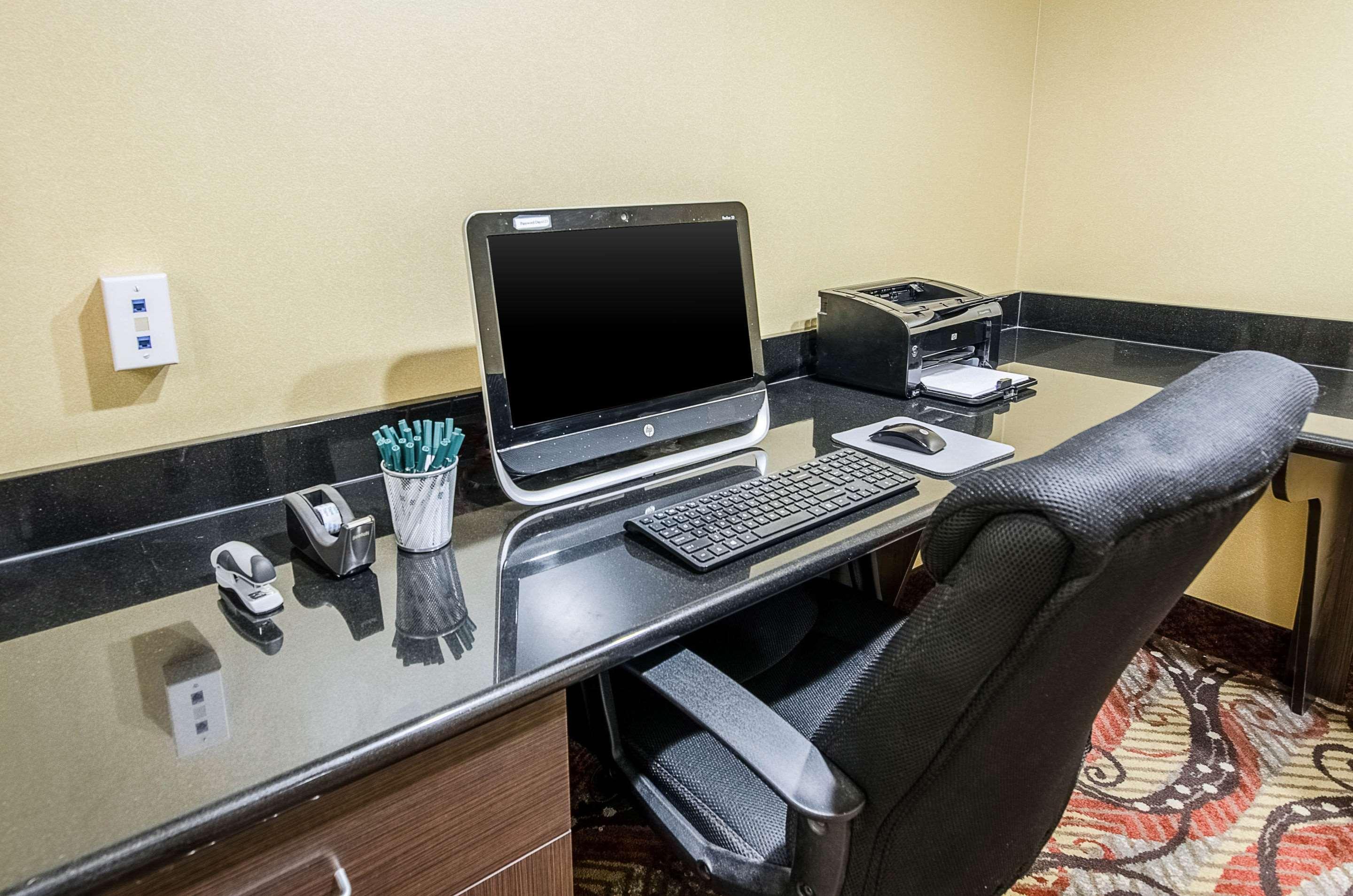 Timber Ridge Quality Inn & Suites Lexington Near I-64 And I-81 מראה חיצוני תמונה