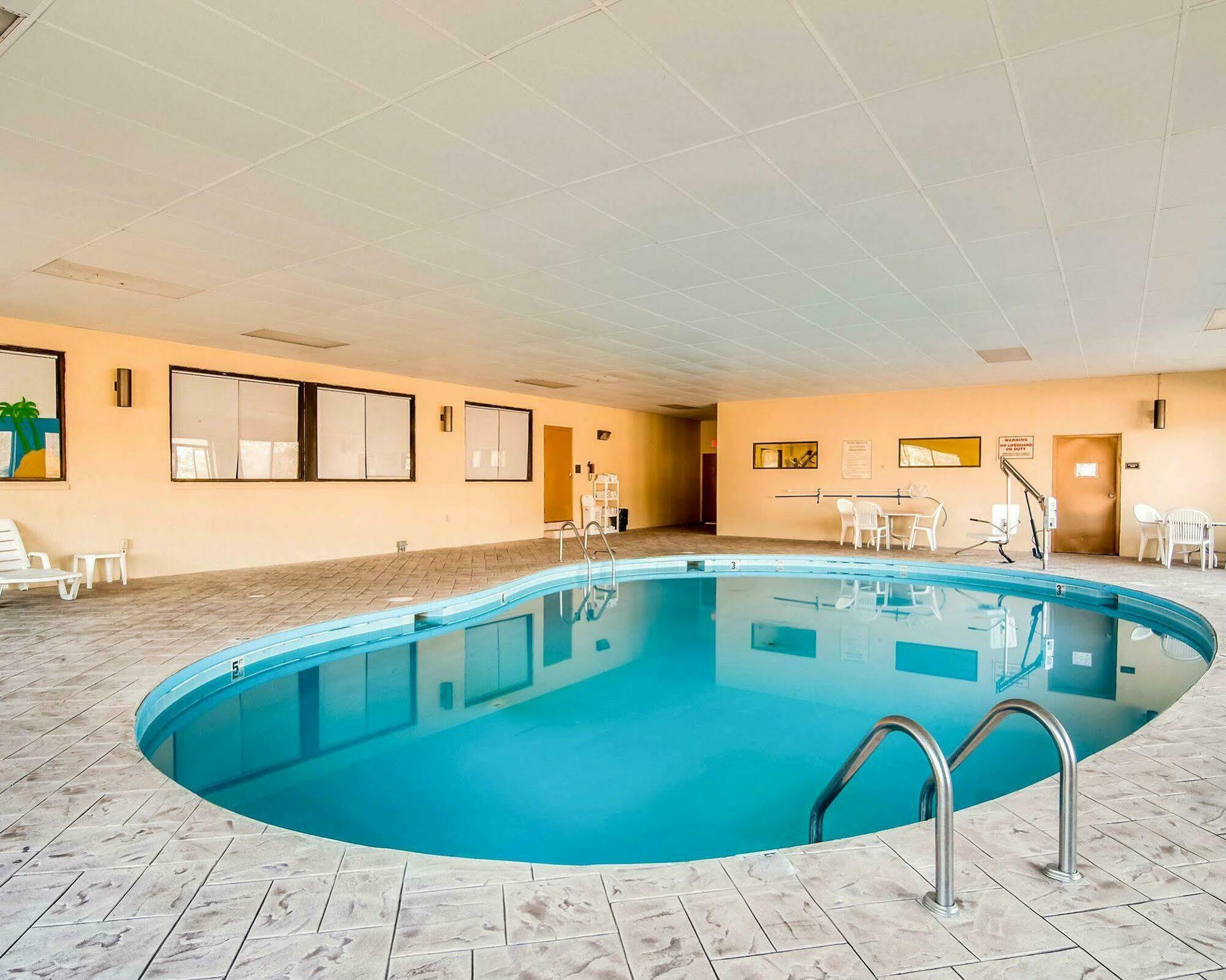 Timber Ridge Quality Inn & Suites Lexington Near I-64 And I-81 מראה חיצוני תמונה