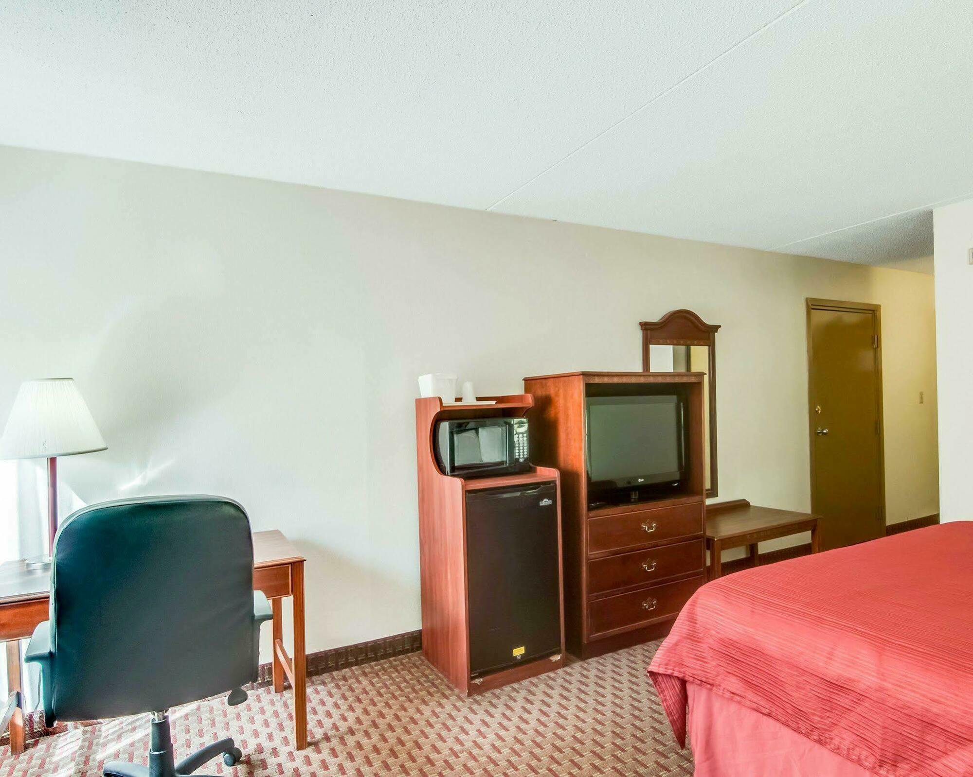 Timber Ridge Quality Inn & Suites Lexington Near I-64 And I-81 מראה חיצוני תמונה