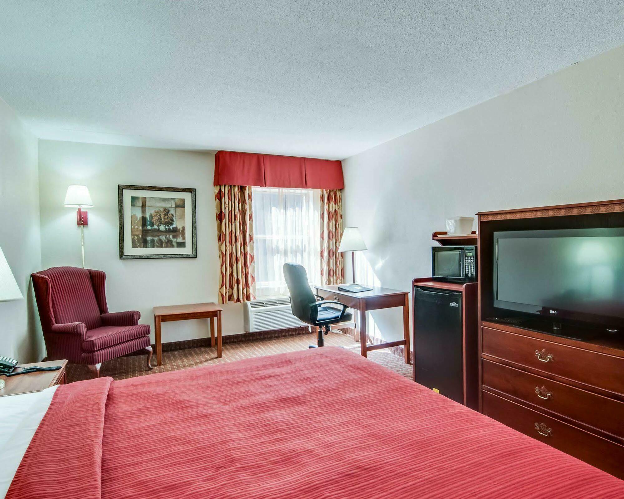 Timber Ridge Quality Inn & Suites Lexington Near I-64 And I-81 מראה חיצוני תמונה